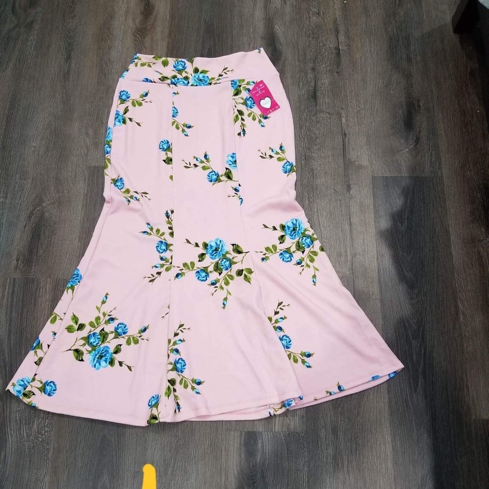 Long skirt